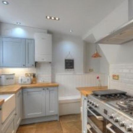 Little Monmouth 4 Bedroom Cottage, Old Town Lyme Regis, Dog Friendly And Parking Exteriör bild