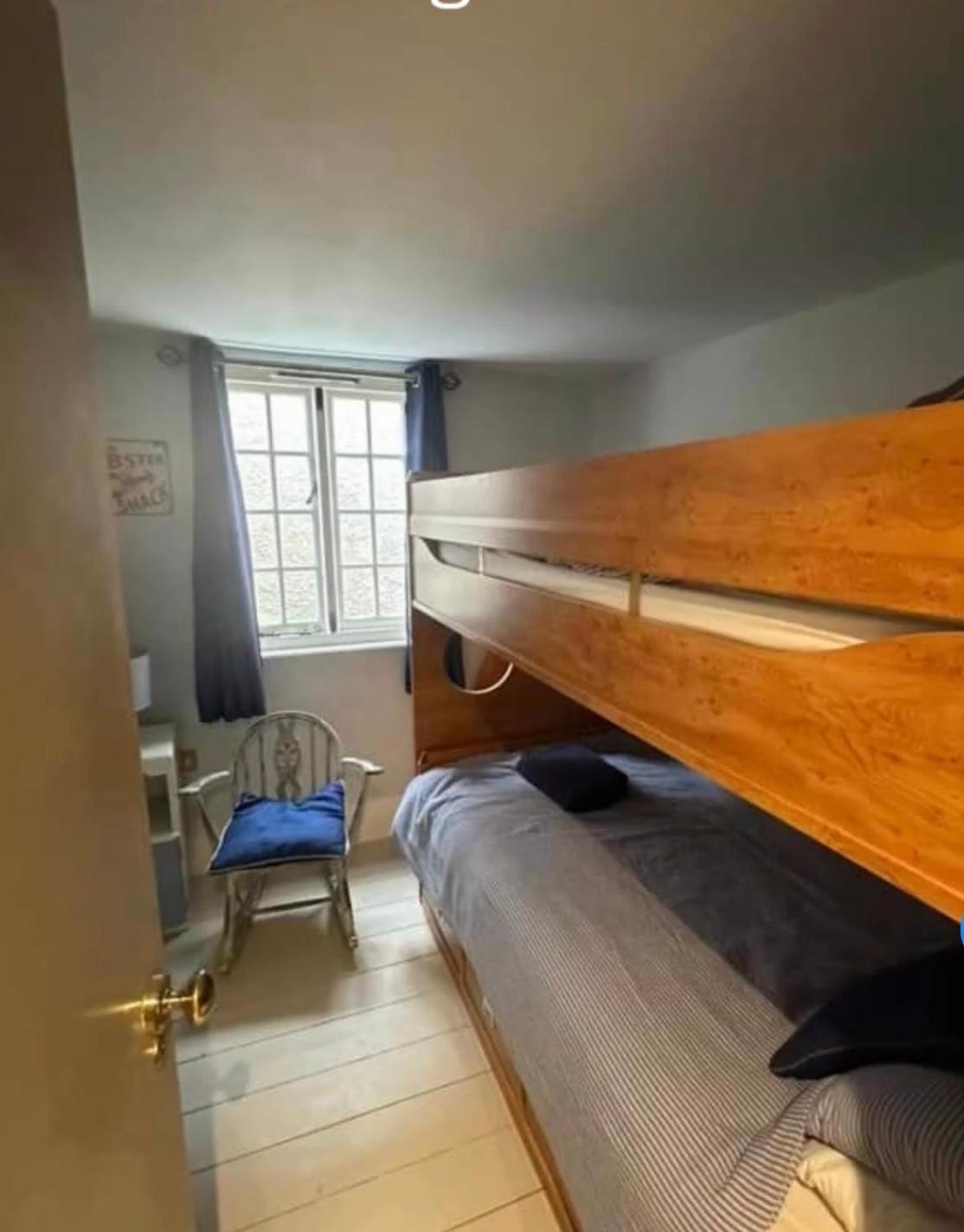 Little Monmouth 4 Bedroom Cottage, Old Town Lyme Regis, Dog Friendly And Parking Exteriör bild