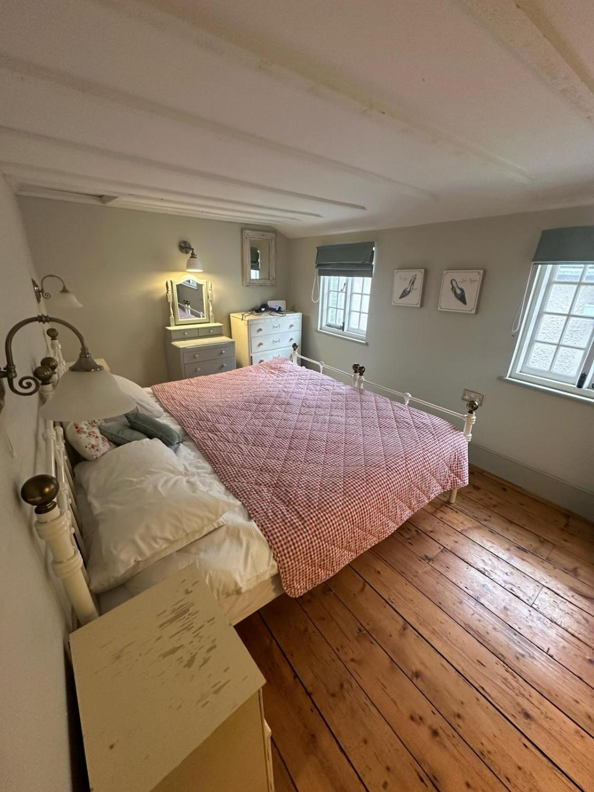 Little Monmouth 4 Bedroom Cottage, Old Town Lyme Regis, Dog Friendly And Parking Exteriör bild