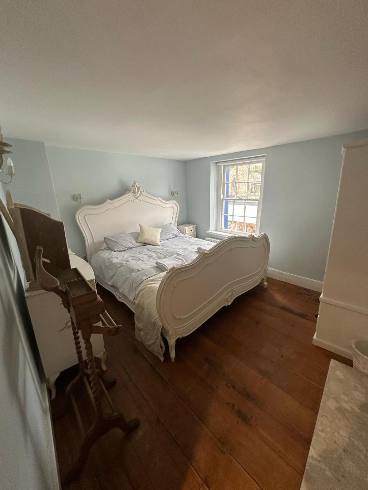 Little Monmouth 4 Bedroom Cottage, Old Town Lyme Regis, Dog Friendly And Parking Exteriör bild